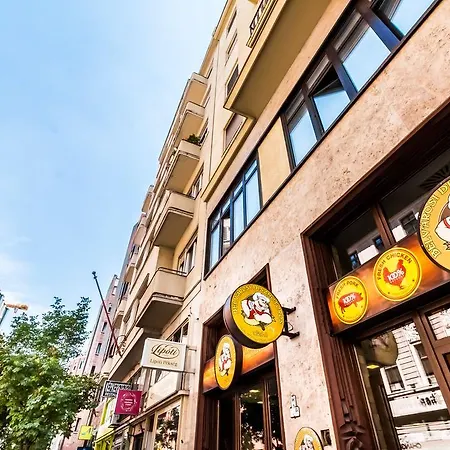 Mile's * Budapest